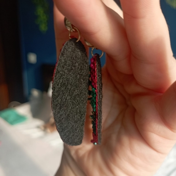 70s Elegant Earrings - Picture 9 of 14